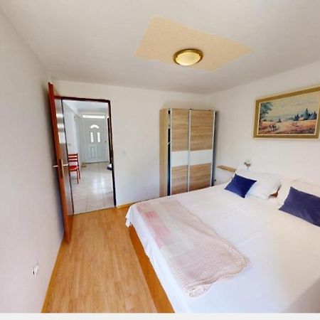 Apartments Bimi Vir Eksteriør billede