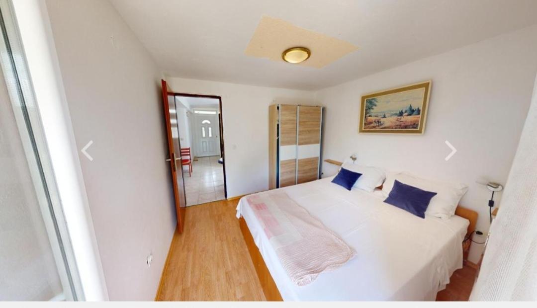 Apartments Bimi Vir Eksteriør billede
